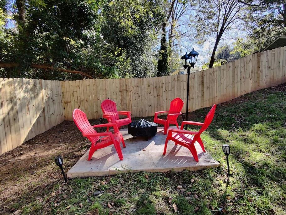 West End Bungalow Perfect To Work, Play, & Escape Atlanta Dış mekan fotoğraf