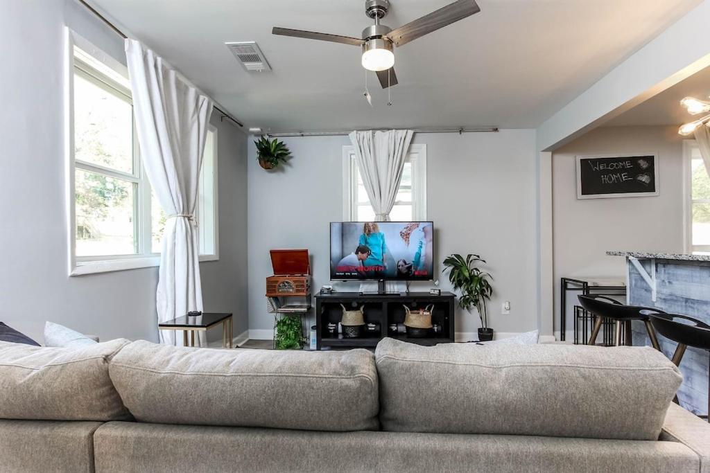 West End Bungalow Perfect To Work, Play, & Escape Atlanta Dış mekan fotoğraf