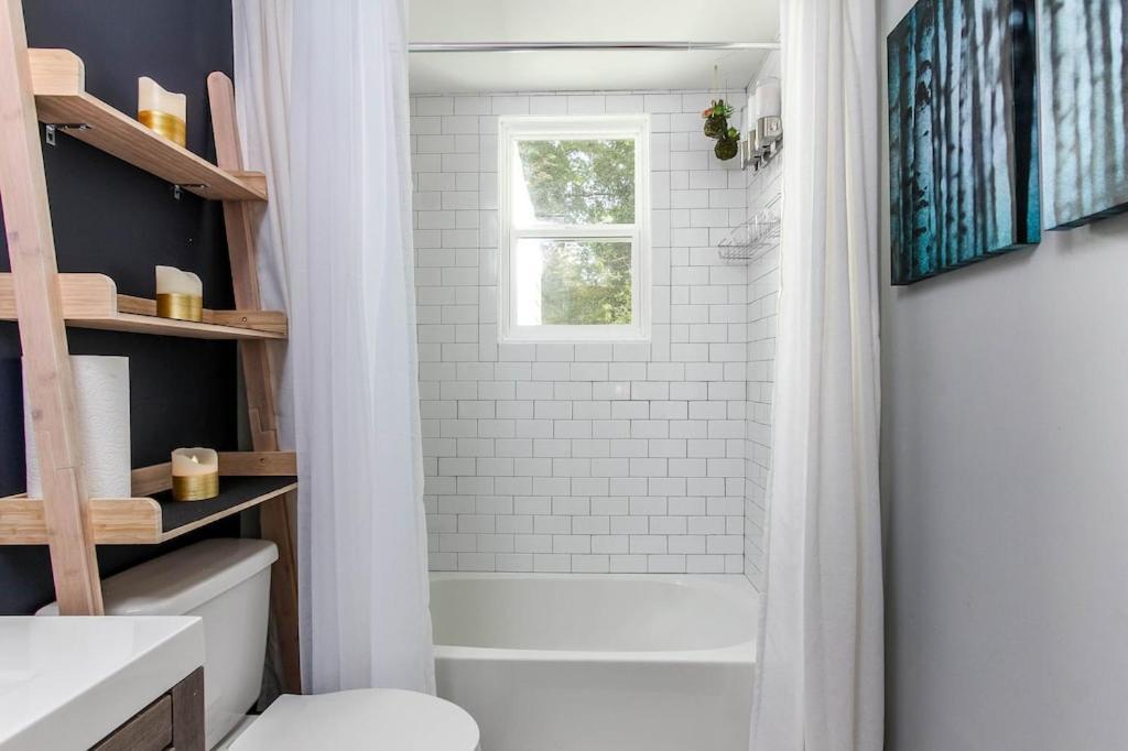 West End Bungalow Perfect To Work, Play, & Escape Atlanta Dış mekan fotoğraf